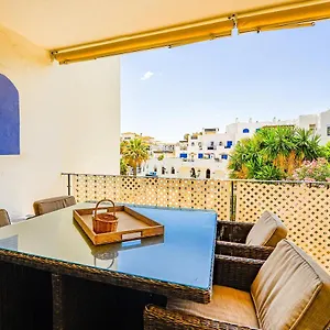 https://marina-duquesa-2419-seafront-residence.es-andalucia.com